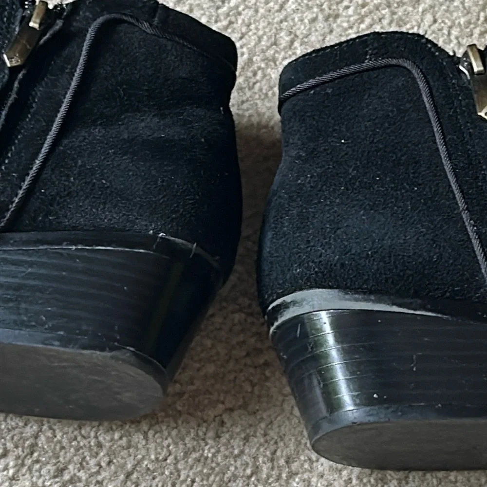 SAME EDELMAN BLK SUEDE ANKLE BOOTIE SZ 9
